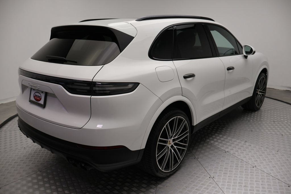 Certified 2023 Porsche Cayenne S AWD/4WD image 8