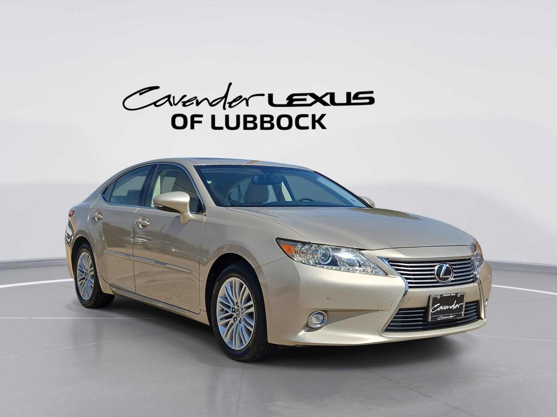 Used 2014 Lexus ES 350 w/ Luxury Package