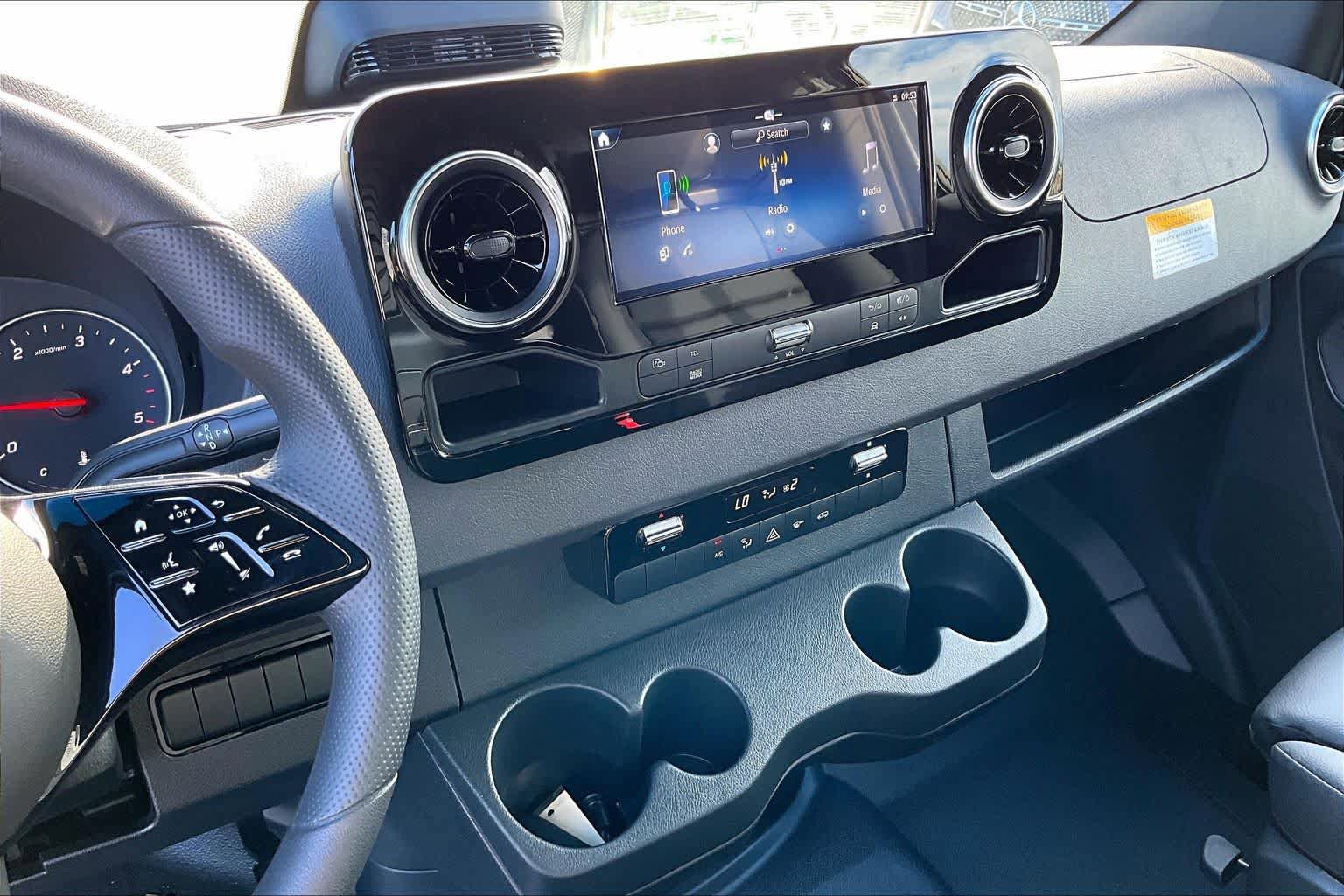 New 2026 Mercedes-Benz Sprinter 2500 image 6