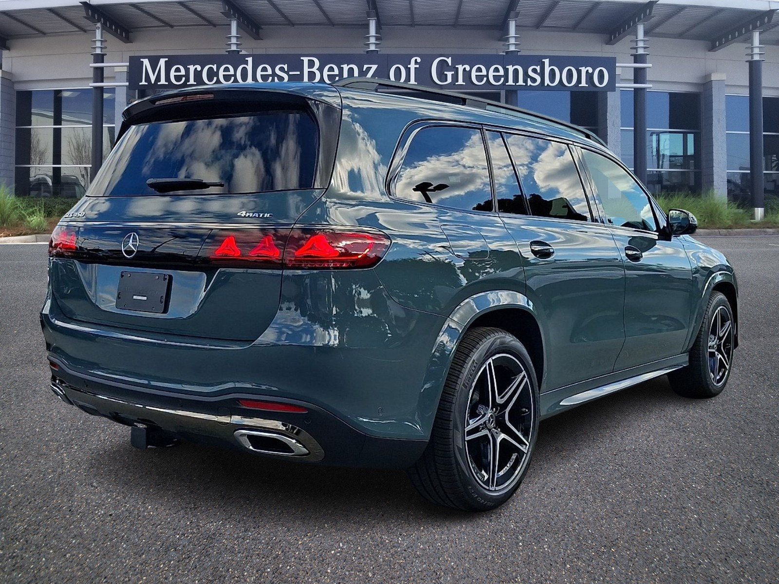 New 2027 Mercedes-Benz GLS 450 4MATIC image 4