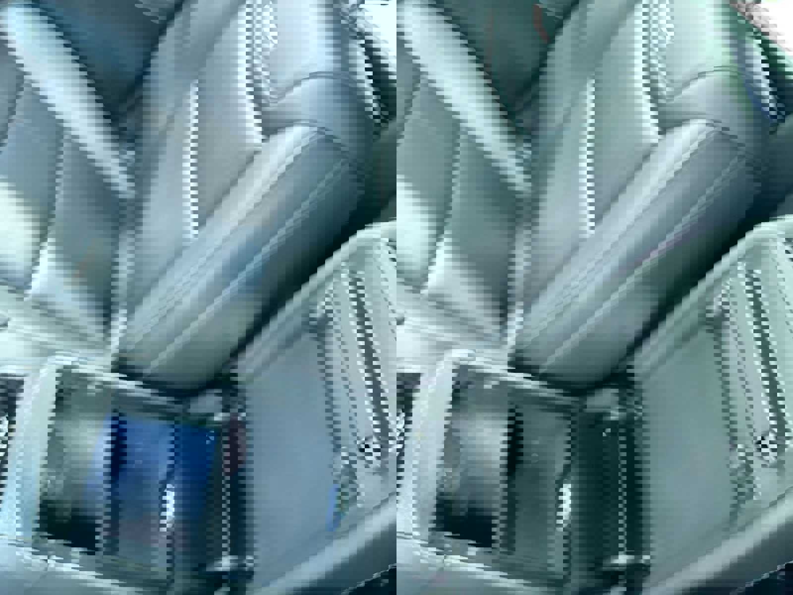 Used 2025 Cadillac XT6 Premium Luxury image 28