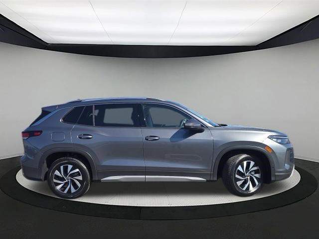 New 2026 Volkswagen Tiguan S image 8