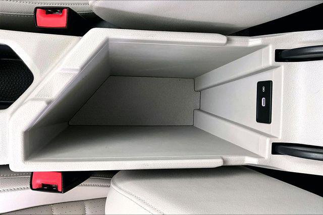 Used 2023 Volkswagen Jetta SE FWD image 16