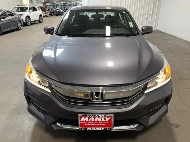 Used 2017 Honda Accord EX image 8