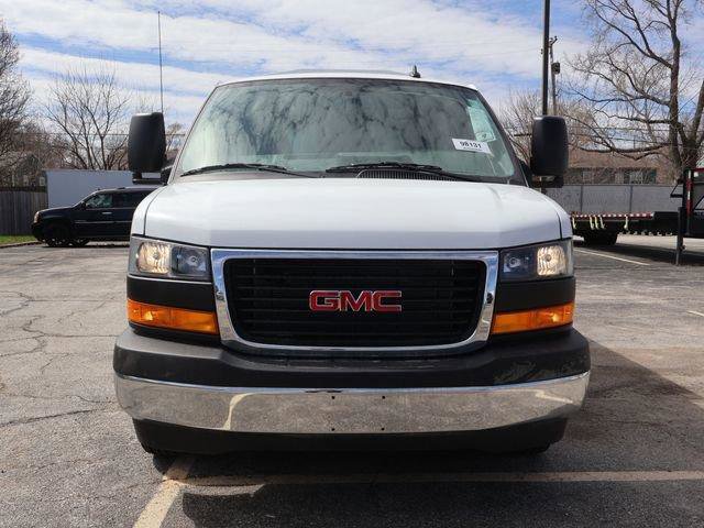 New 2025 GMC Savana 3500 w/ Power Convenience Package RWD image 2