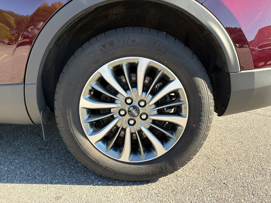 Used 2023 Lincoln Nautilus AWD w/ Premium Package image 20
