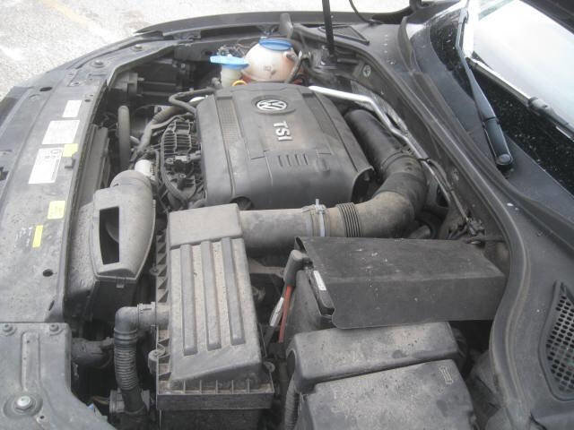 Used 2015 Volkswagen Passat 1.8T S image 27