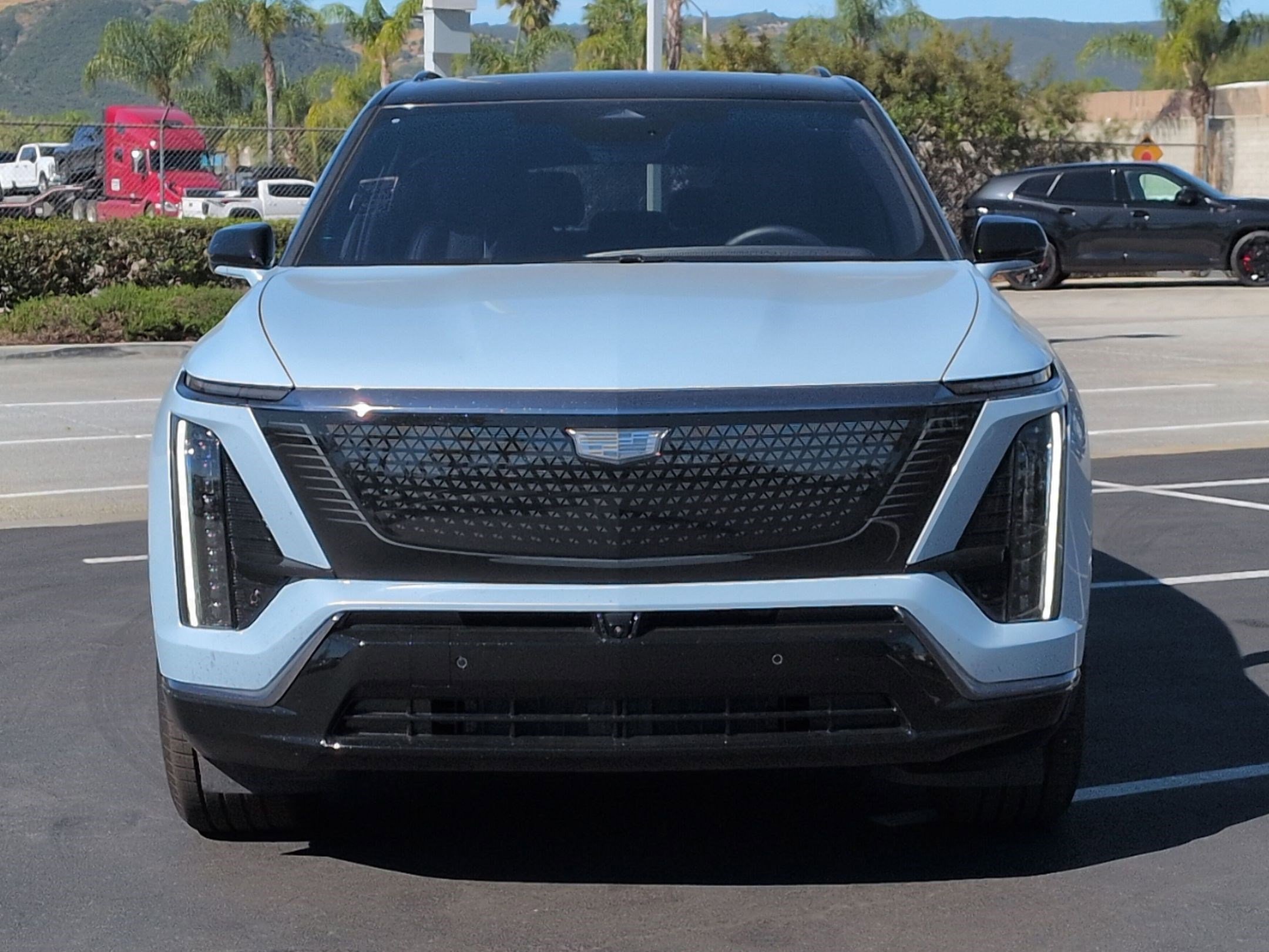 Used 2026 Cadillac Vistiq Sport image 3