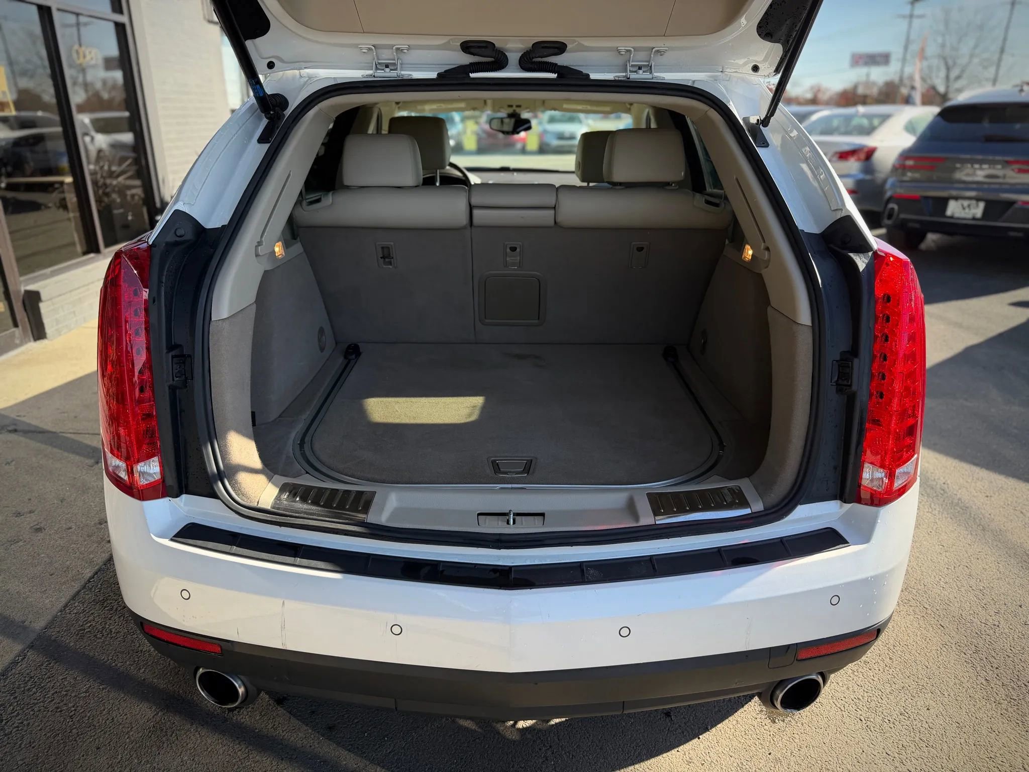 Used 2013 Cadillac SRX Performance image 22
