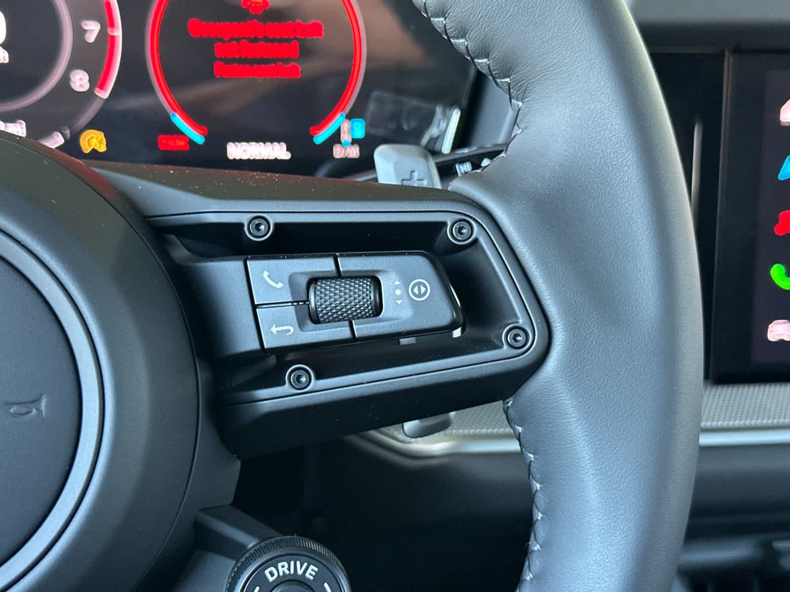 New 2026 Porsche Cayenne Coupe AWD/4WD image 28