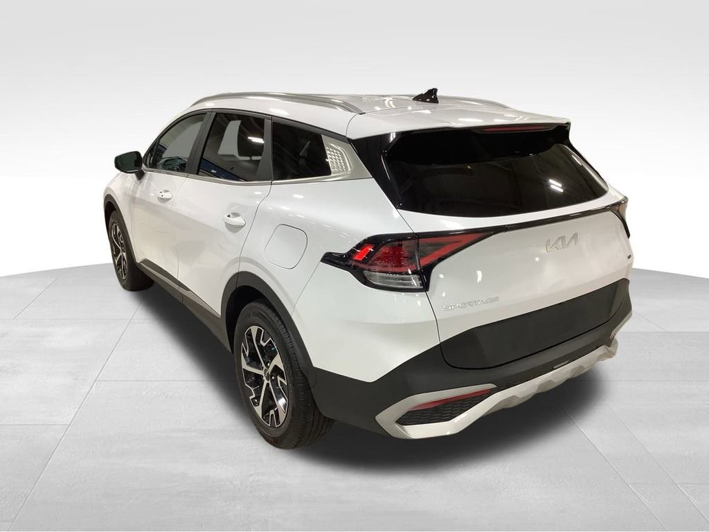Certified 2023 Kia Sportage EX image 8
