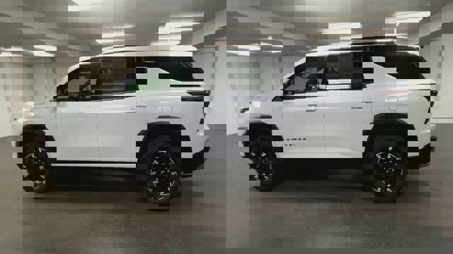 New 2026 Chevrolet Traverse Z71 w/ Driver Confidence Package image 6