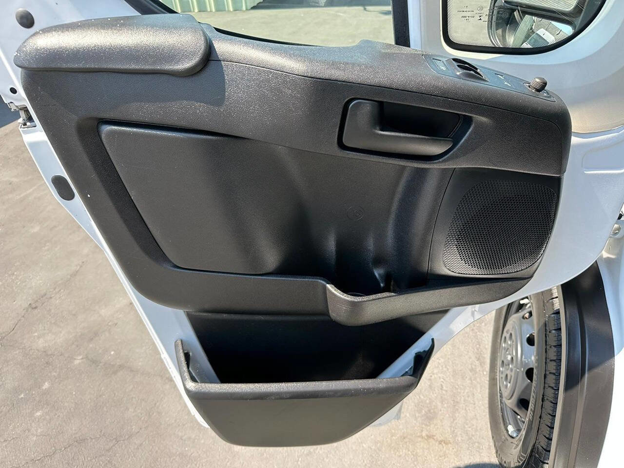 Used 2020 RAM ProMaster 2500 image 15