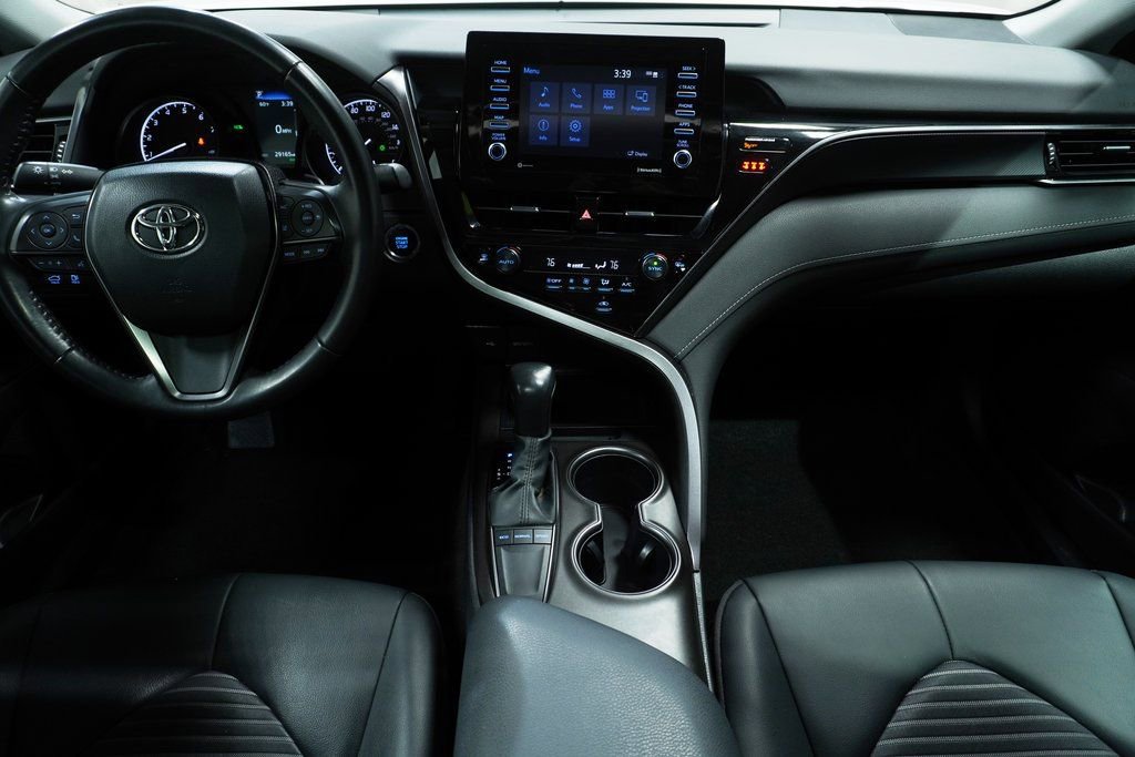 Used 2023 Toyota Camry SE w/ Convenience Package image 14