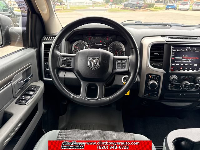 Used 2019 RAM 1500 Classic SLT w/ Luxury Group AWD/4WD image 14
