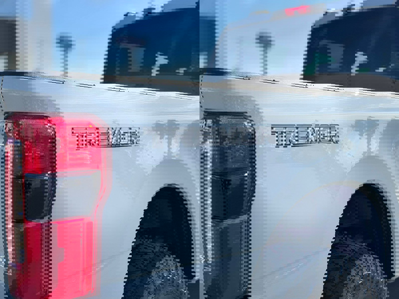 New 2025 Ford F250 XLT w/ Black Appearance Package image 35