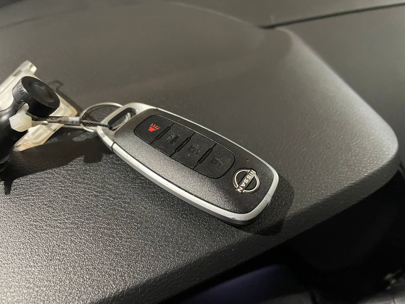 Used 2025 Nissan Sentra SV image 21