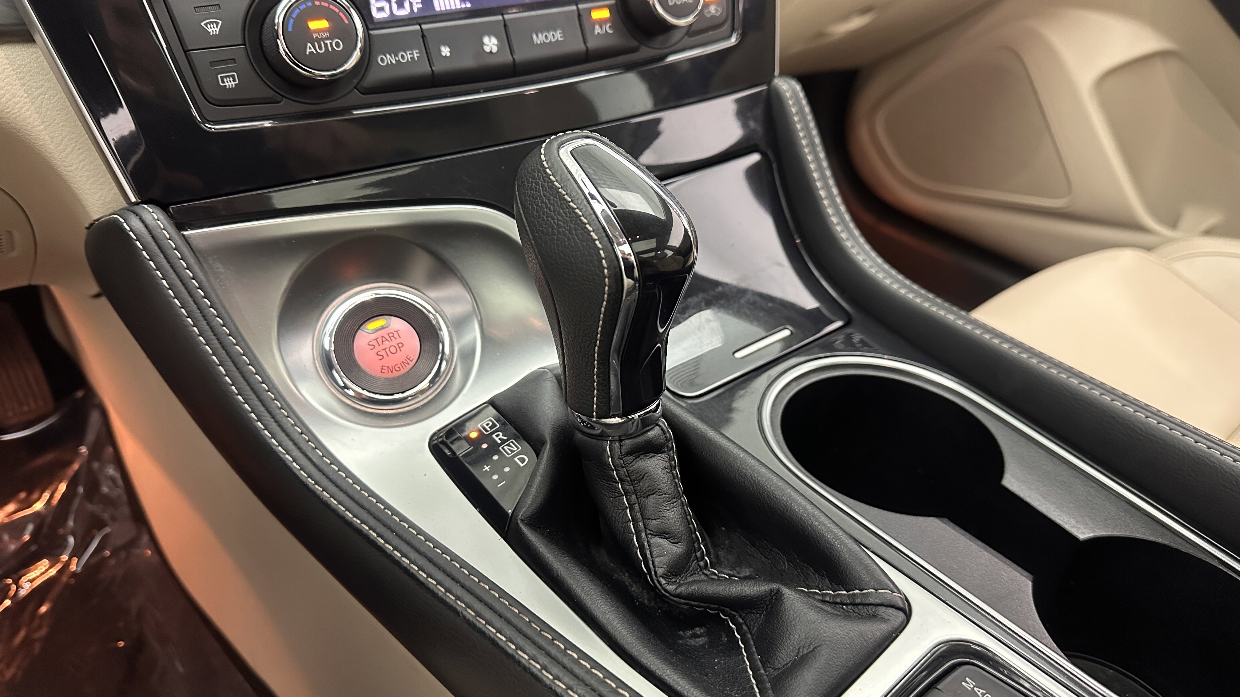 Used 2016 Nissan Maxima 3.5 SL FWD image 16