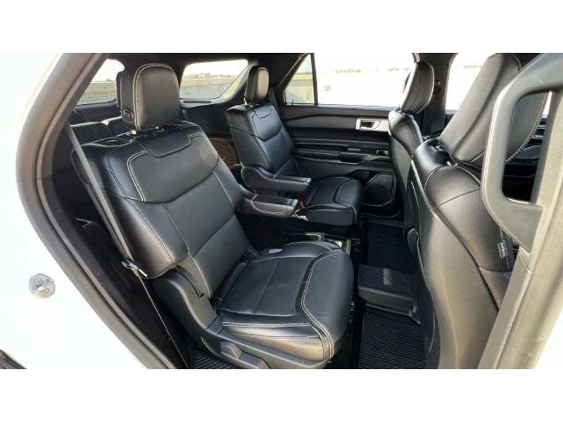 Used 2020 Ford Explorer ST w/ Premium Technology Package image 22