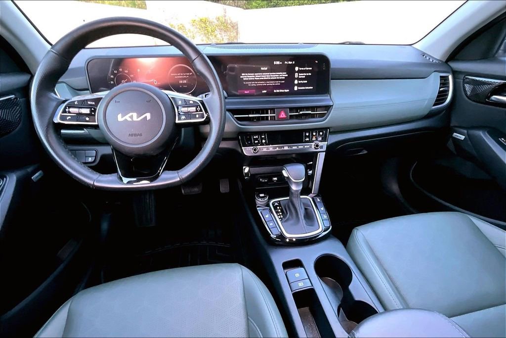 Certified 2024 Kia Seltos SX image 11