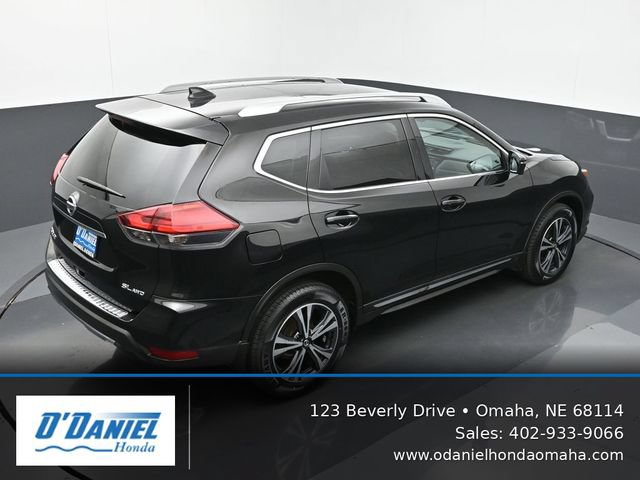 Used 2017 Nissan Rogue SL w/ SL Premium Package AWD/4WD image 18