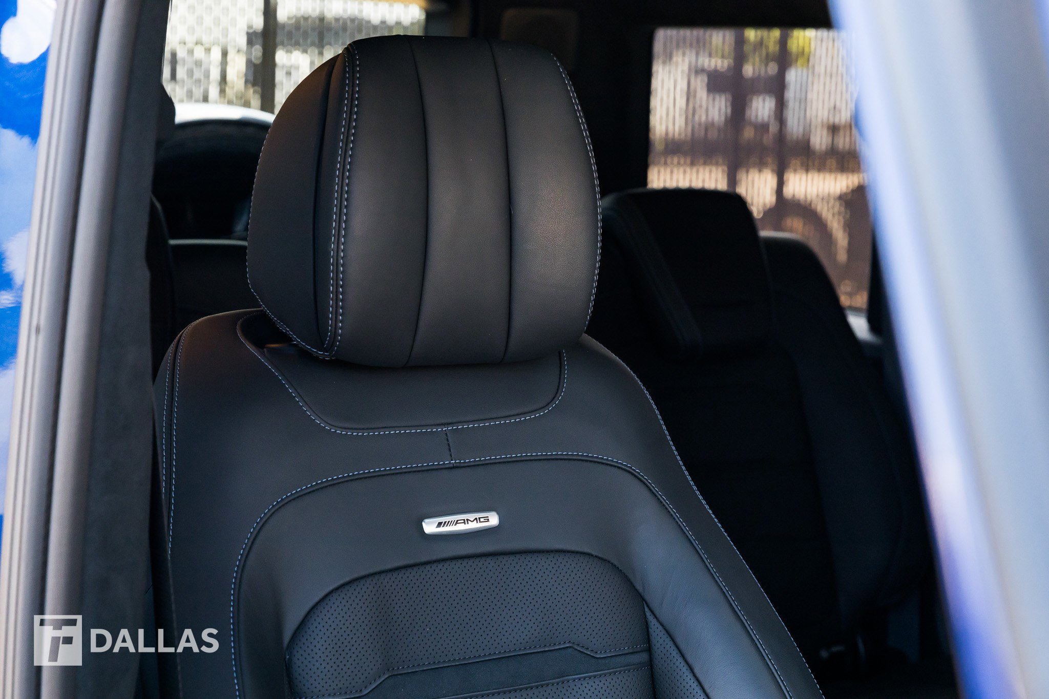 Used 2022 Mercedes-Benz G 63 AMG 4MATIC w/ G Manufaktur Interior Package image 39