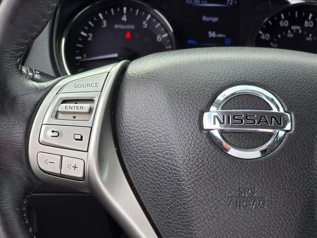 Used 2016 Nissan Rogue SL image 15