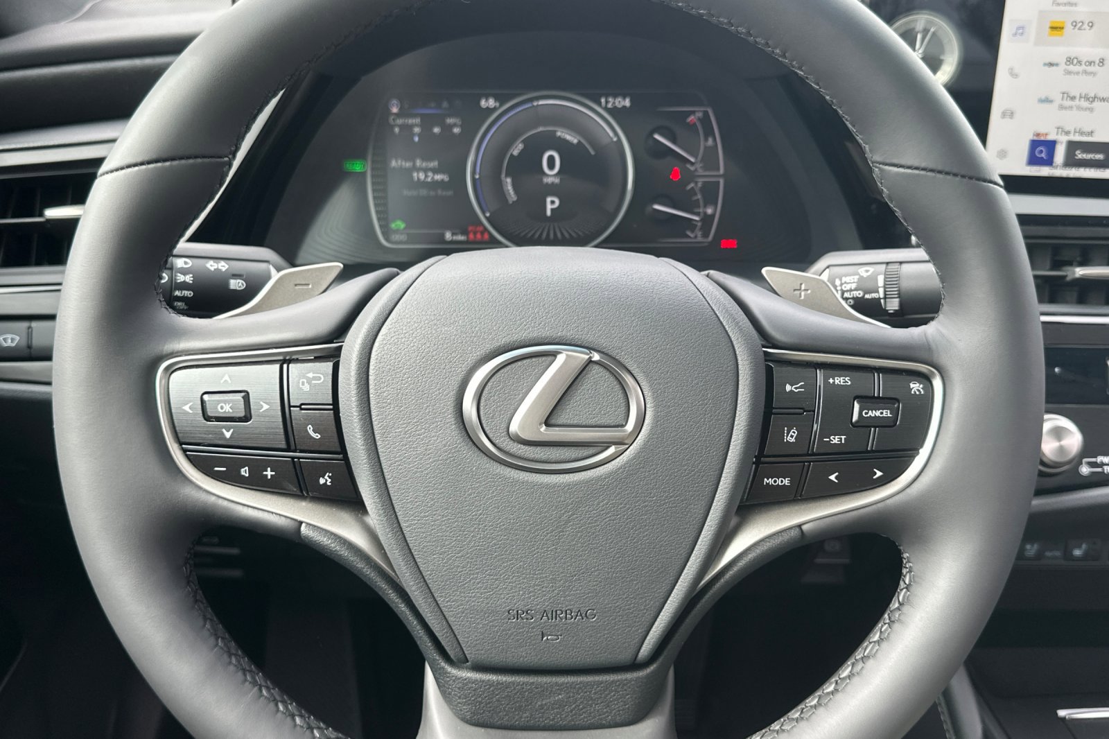 New 2025 Lexus ES 300h w/ Premium Package image 22