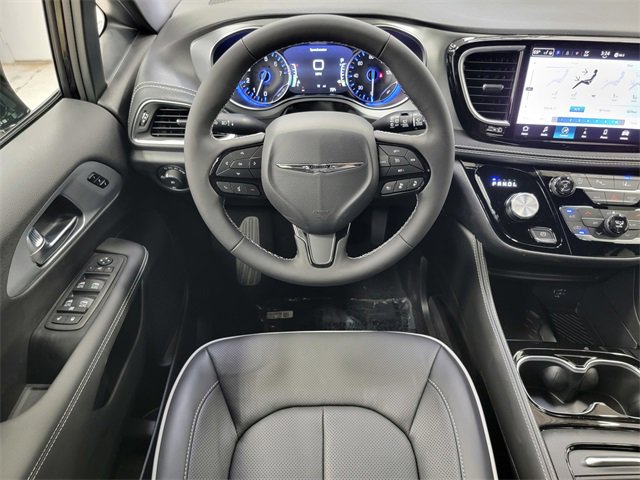 New 2026 Chrysler Pacifica Limited w/ S Appearance Package image 28