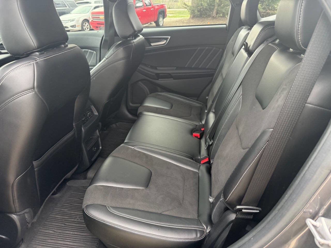 Used 2021 Ford Edge ST image 15