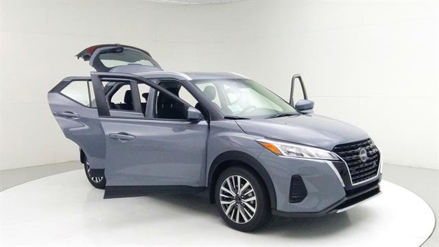 Certified 2023 Nissan Kicks SV FWD image 29