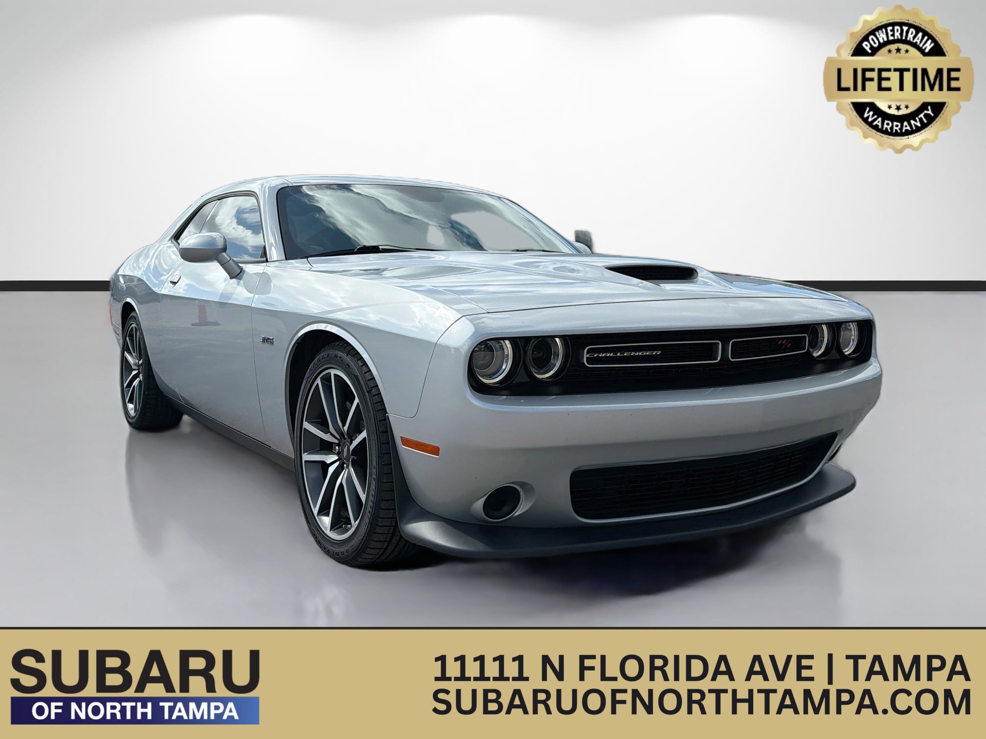 Used 2023 Dodge Challenger R/T RWD image 1