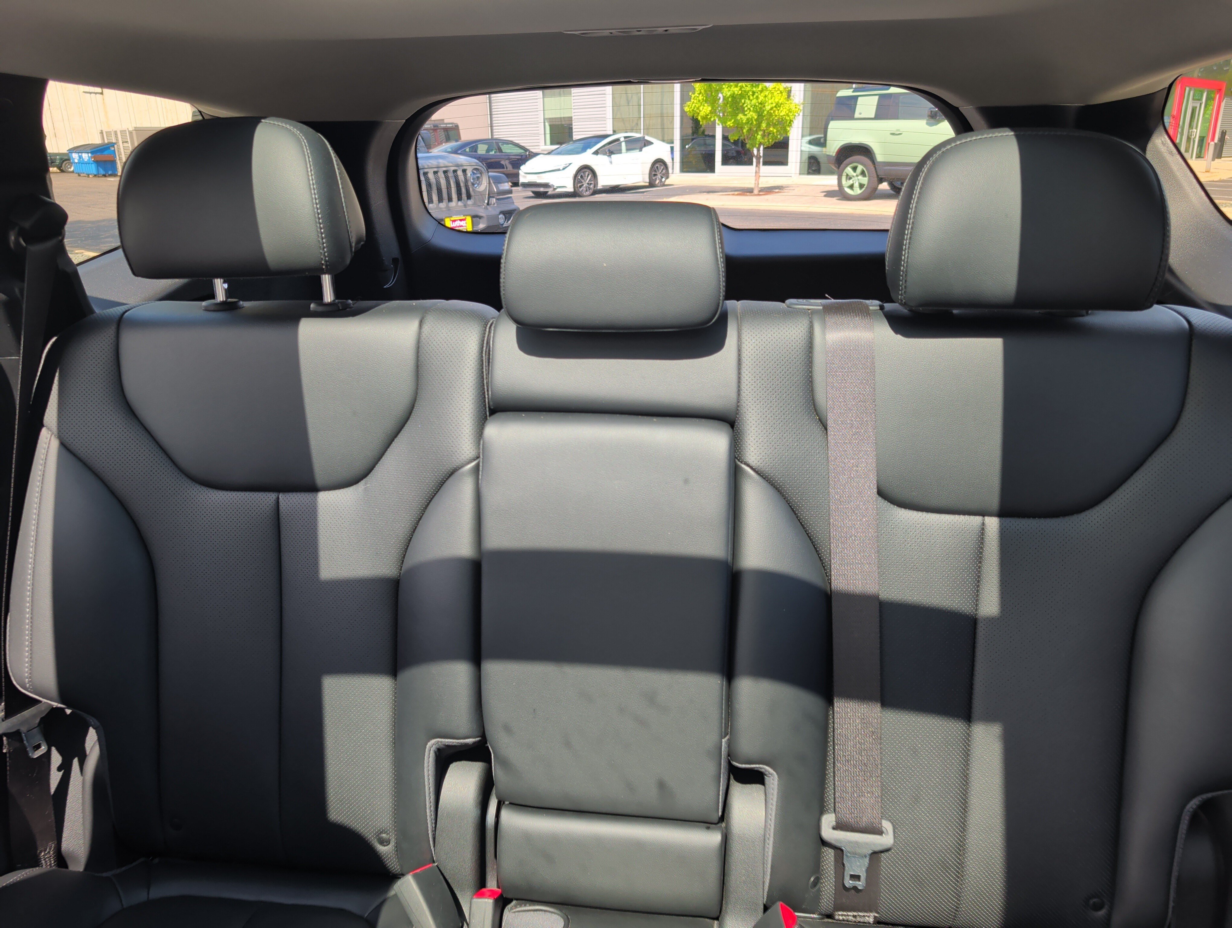 Used 2023 Hyundai Santa Fe SEL w/ Premium Package AWD/4WD image 13