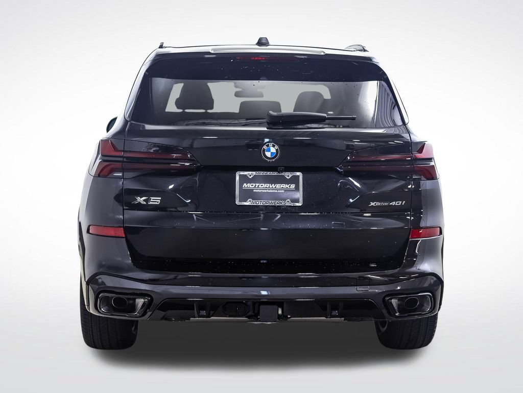 New 2026 BMW X5 xDrive40i w/ M Sport Package AWD/4WD image 4