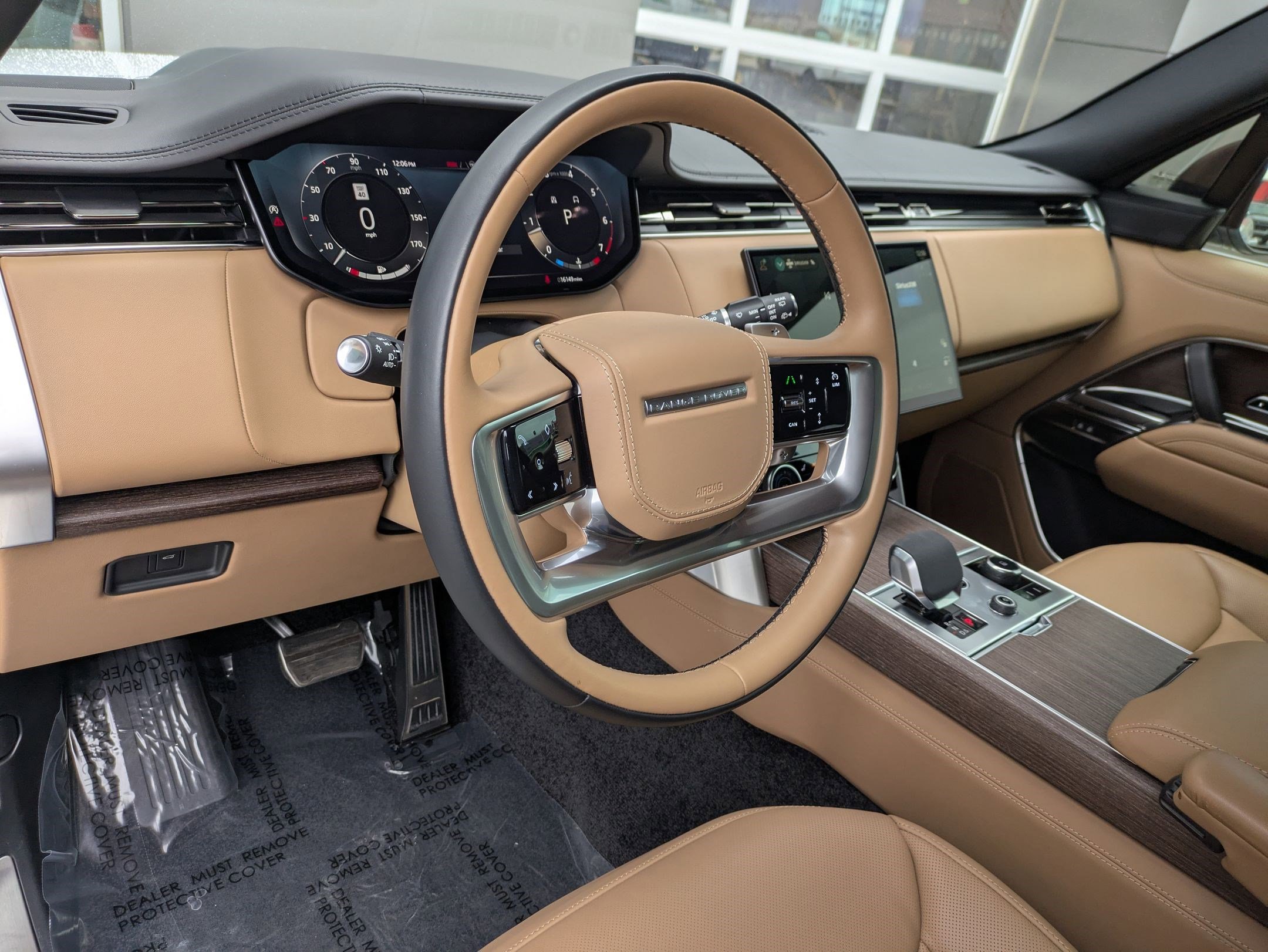 Certified 2023 Land Rover Range Rover SE image 14