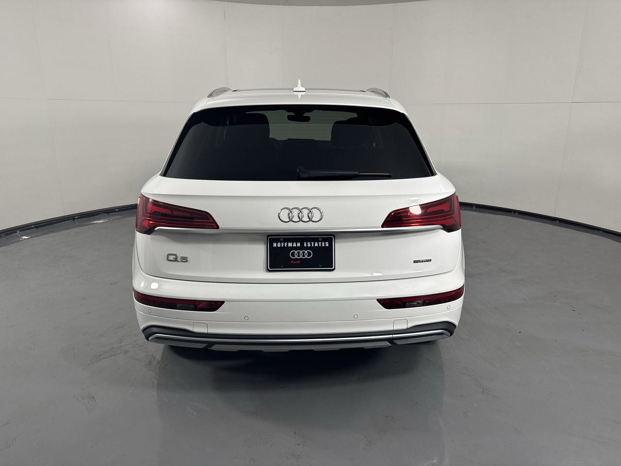 Used 2023 Audi Q5 2.0T Premium w/ Convenience Package AWD/4WD image 33