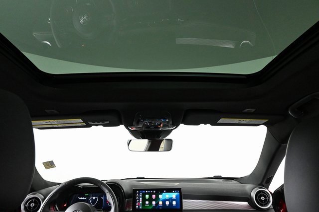 New 2025 Alfa Romeo Tonale w/ Premium Package image 19