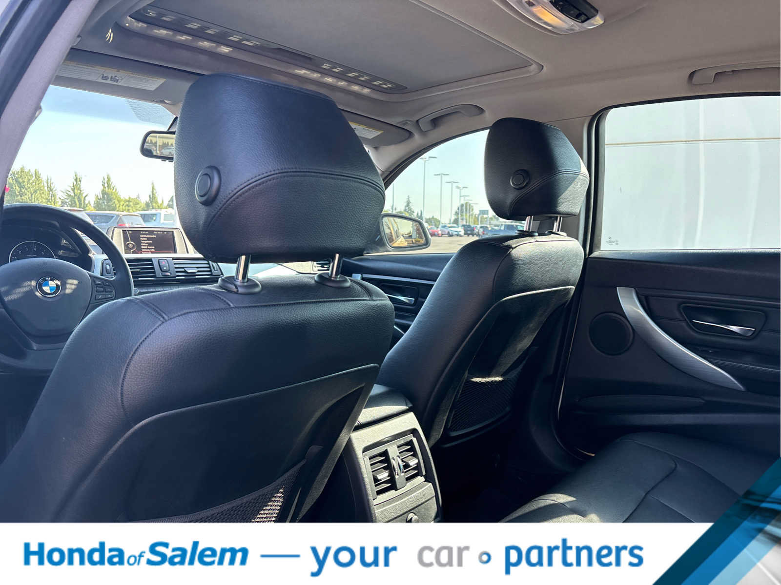 Used 2012 BMW 328i Sedan RWD image 12