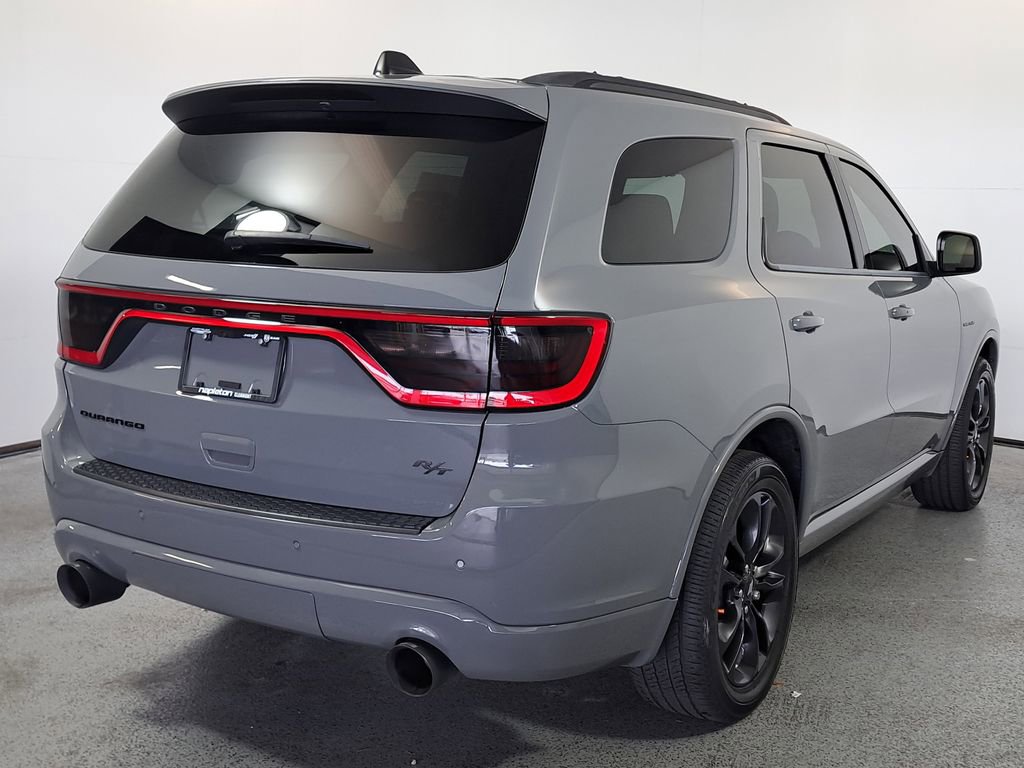 Used 2023 Dodge Durango R/T w/ Hemi Orange Plus Package image 6