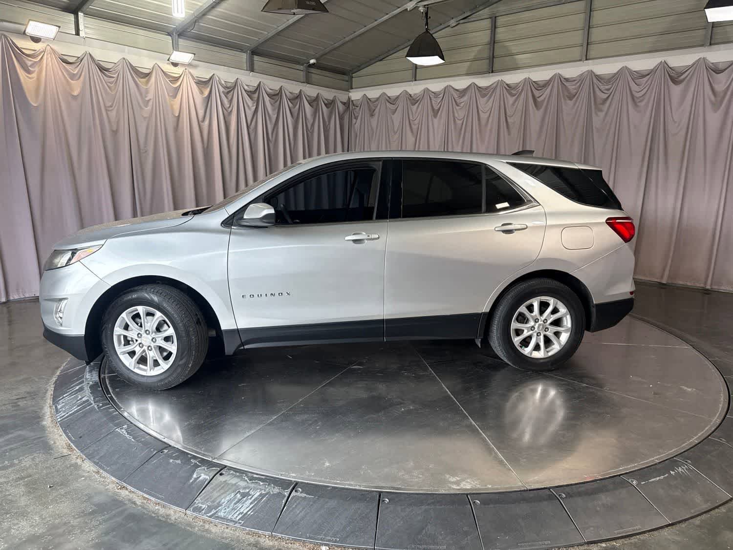 Used 2020 Chevrolet Equinox LT FWD image 8