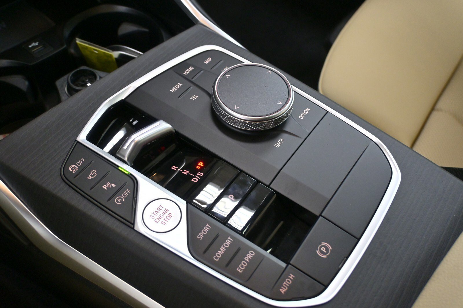 New 2026 BMW 330i xDrive Sedan w/ Premium Package image 24