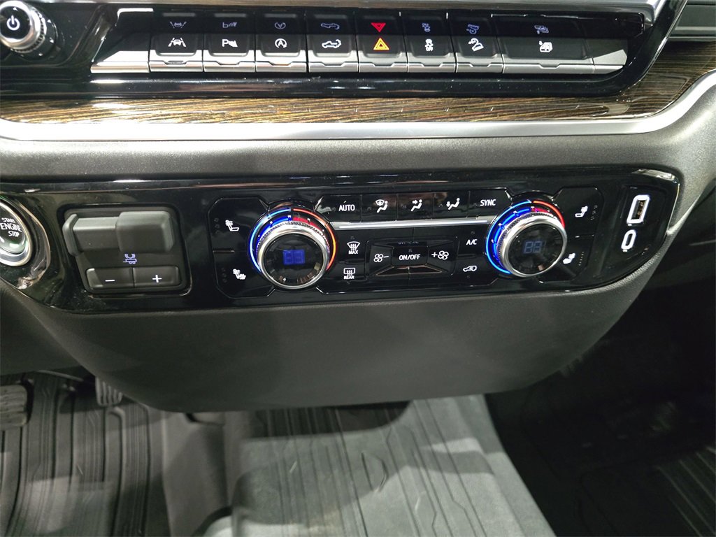 New 2026 GMC Sierra 1500 SLE image 24