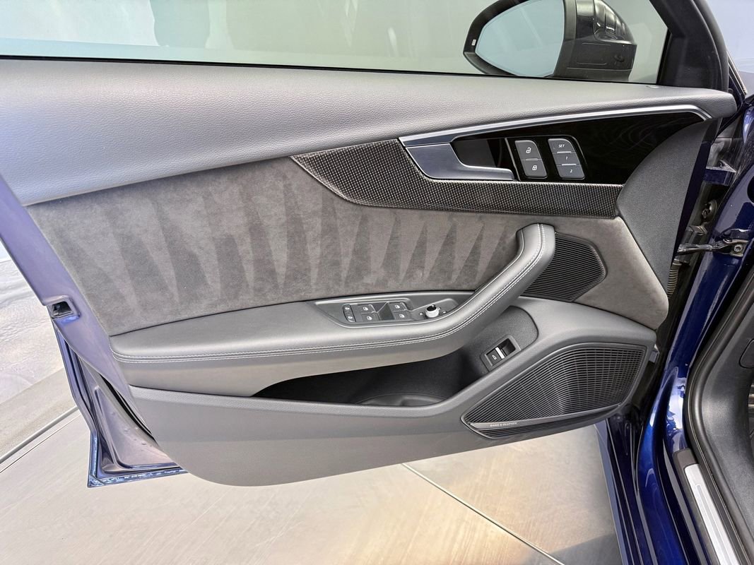 Used 2021 Audi S4 Premium Plus w/ Premium Plus Package image 16