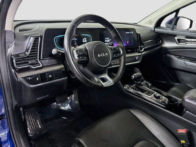 Used 2025 Kia Sportage EX FWD image 22