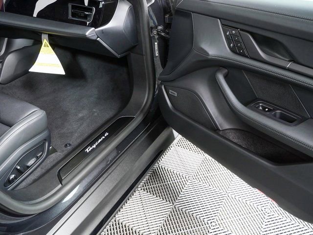 New 2026 Porsche Taycan image 28