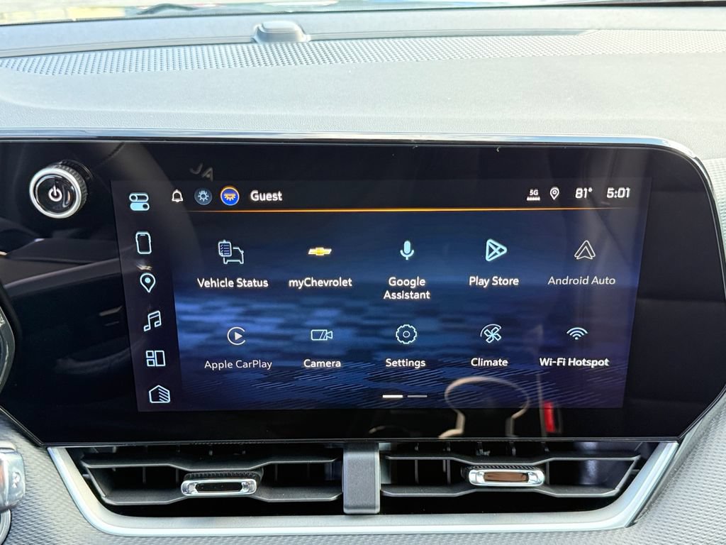 New 2027 Chevrolet Equinox LT w/ Convenience Package II FWD image 30