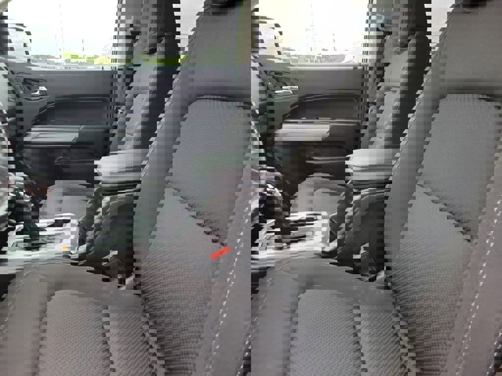 Used 2022 Chevrolet Colorado LT image 19