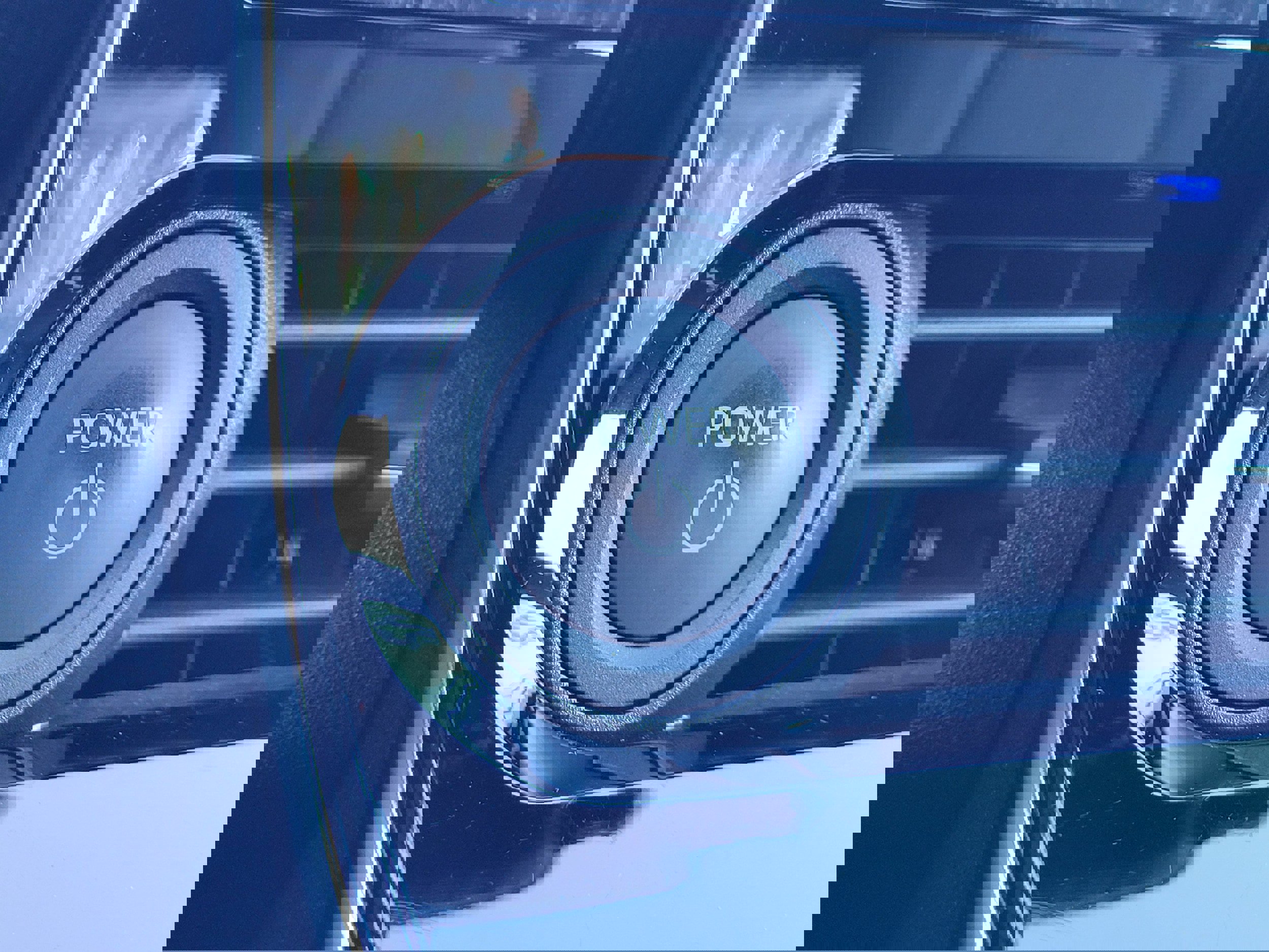 Certified 2023 Subaru Solterra AWD image 17