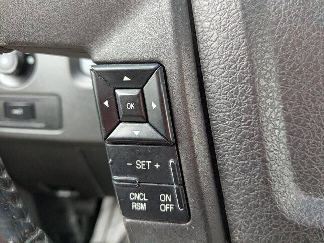 Used 2014 Ford F150 XLT w/ XLT Chrome Package image 17