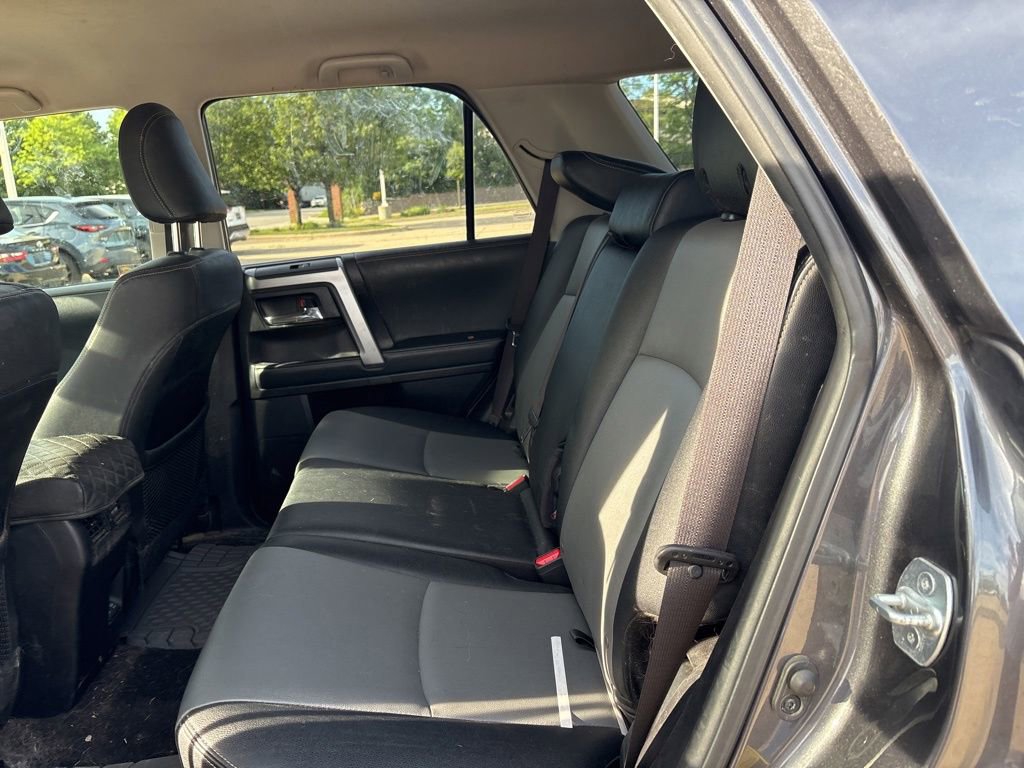 Used 2020 Toyota 4Runner SR5 Premium AWD/4WD image 20